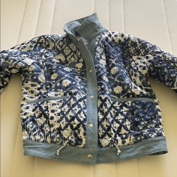 Jacket - Picture 1 of 9